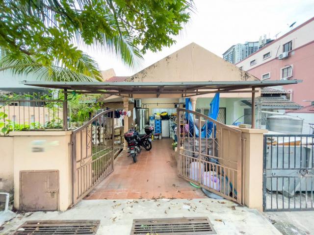 Terraced House for sale in Country Heights Damansara, Kuala Lumpur