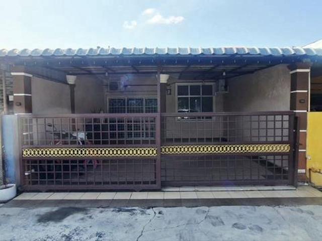 Terraced House for sale in Telok Mas, Malaka