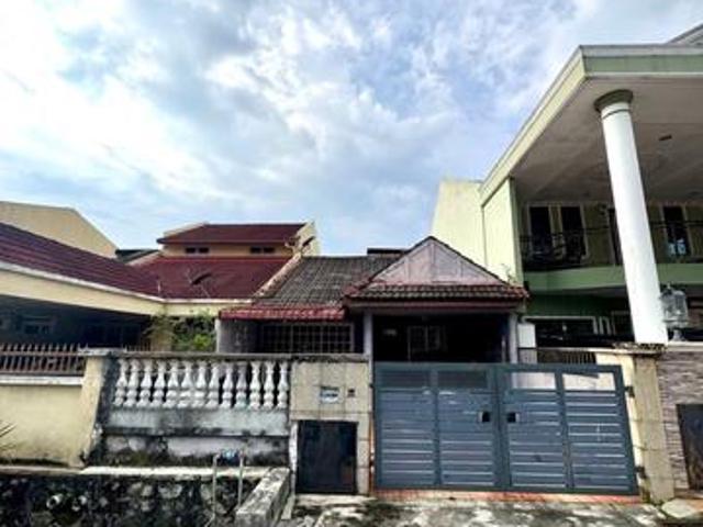 Terraced House for sale in Country Heights Damansara, Kuala Lumpur