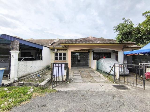 Terraced House for sale in Banting, Selangor