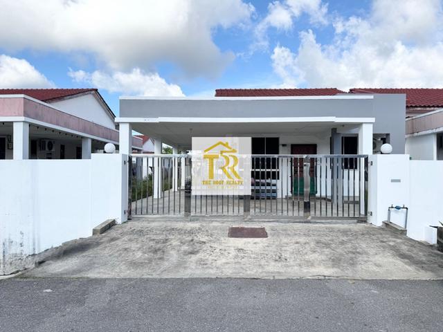 Terraced House for sale in Long Miri, Sarawak