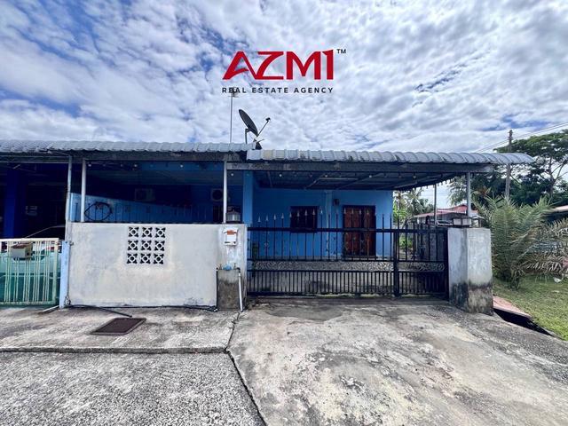 Terraced House for sale in Long Miri, Sarawak
