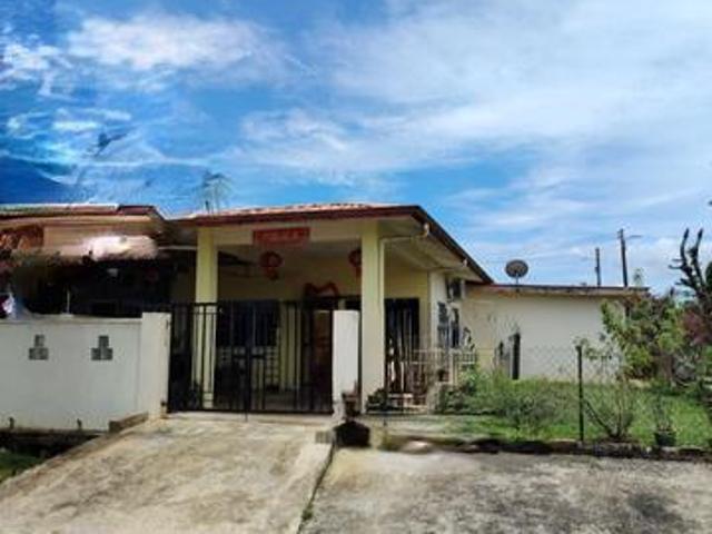 Terraced House for sale in Kuching