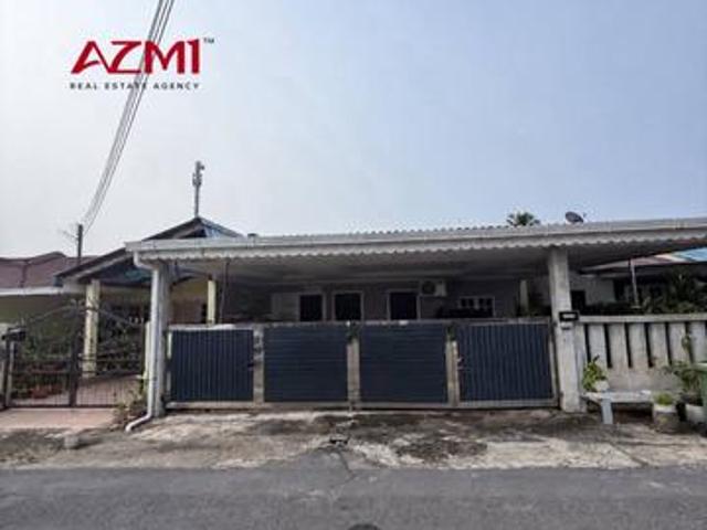 Terraced House for sale in Kuching, Bahagian Kuching