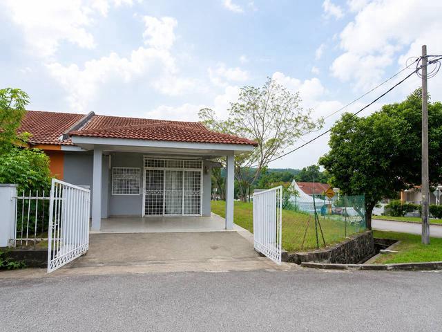 Terraced House for sale in Sendayan Village, Negeri Sembilan