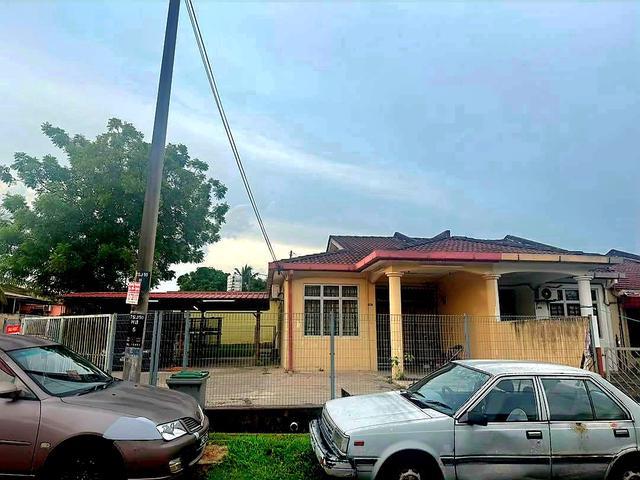 Terraced House for sale in Sendayan Village, Negeri Sembilan