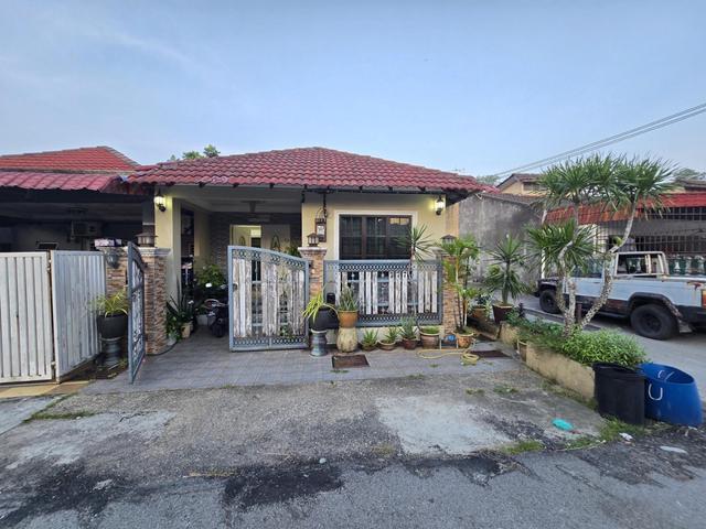 Terraced House for sale in Petaling, Subang Jaya