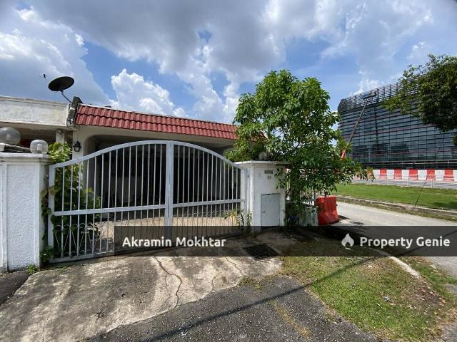 Terraced House for sale in Petaling, Damansara Damai