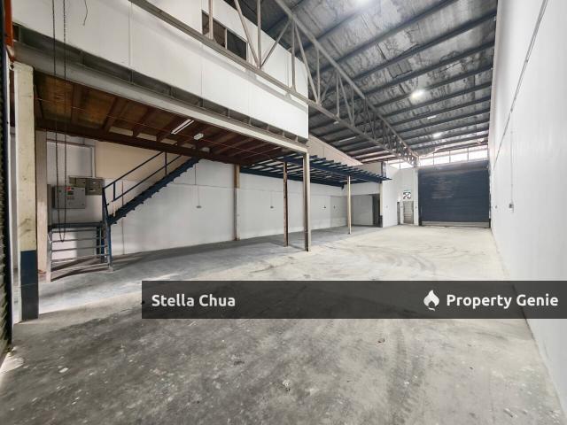 Warehouse for rent in Taman Daya, Tebrau