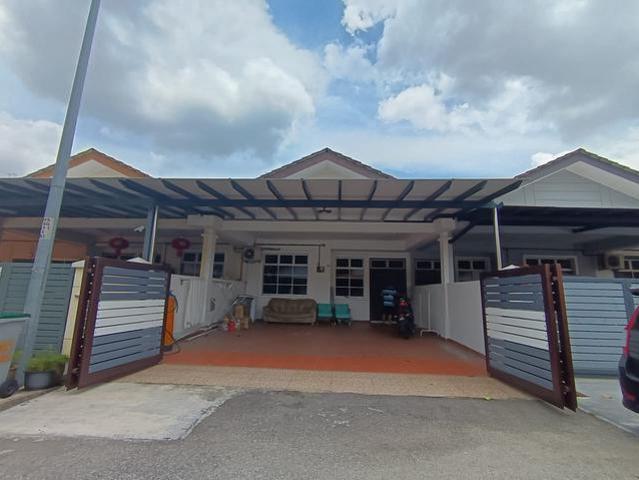 Terraced House for rent in Sendayan Village, Negeri Sembilan