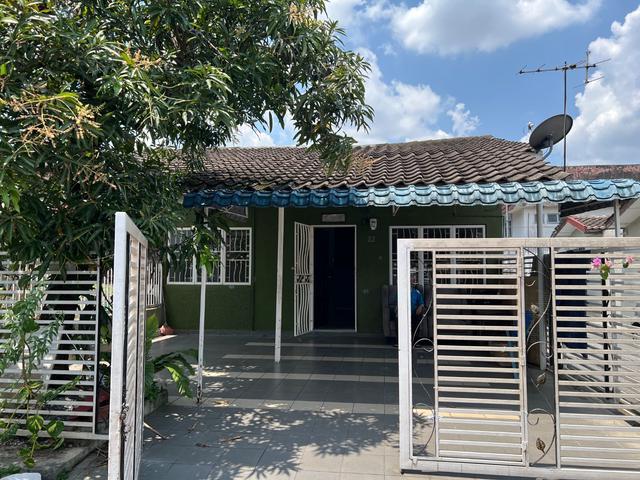 Terraced House for rent in Langat, Selangor