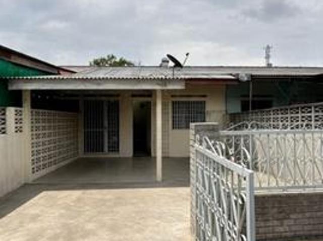 Terraced House for sale in Ayer Tawar, Manjung