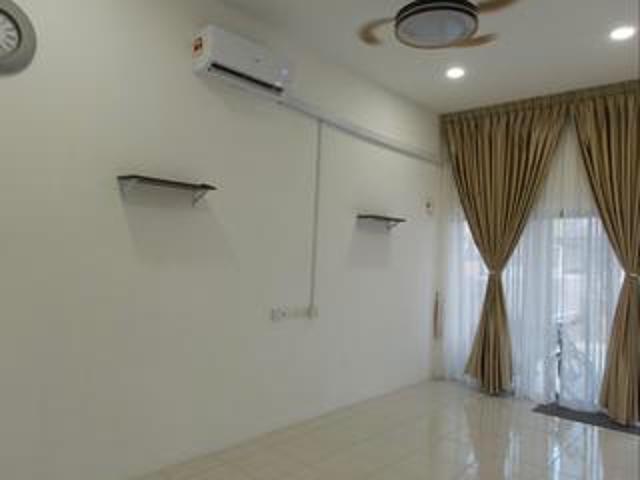 Terraced House for rent in Tanjong Sepat, Selangor