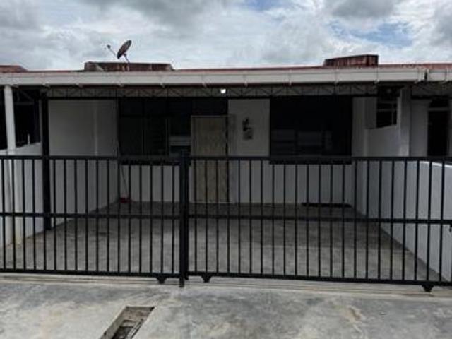 Terraced House for rent in Kuching