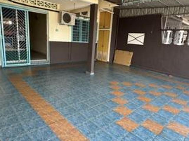 Terraced House for sale in Kluang