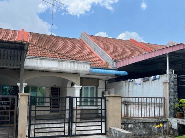 Terraced House for sale in Kluang