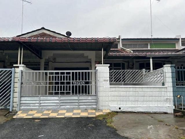 Terraced House for sale in Kluang