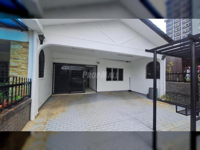 Terraced House for sale in Kelana Jaya, Petaling Jaya