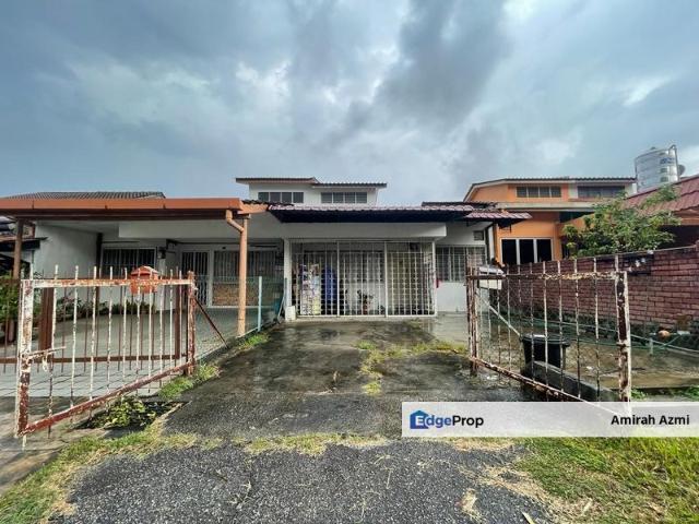House for sale in Country Heights Damansara, Kuala Lumpur