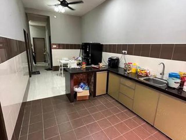 Terraced House for sale in Tanjong Sepat, Selangor