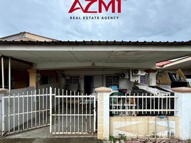 Terraced House for sale in Long Miri, Sarawak