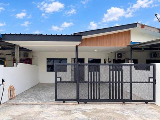 Terraced House for sale in Miri, Bahagian Miri