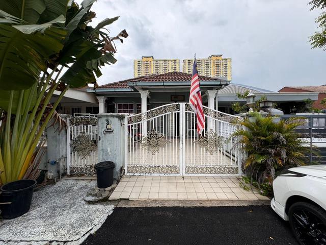 Terraced House for sale in Country Heights Damansara, Kuala Lumpur