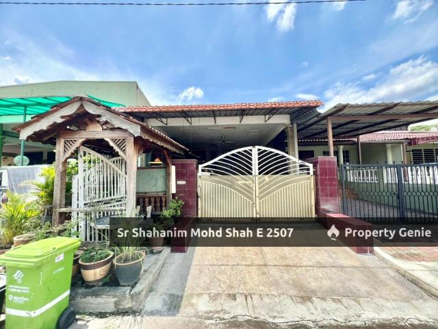 Terraced House for sale in Country Heights Damansara, Kuala Lumpur