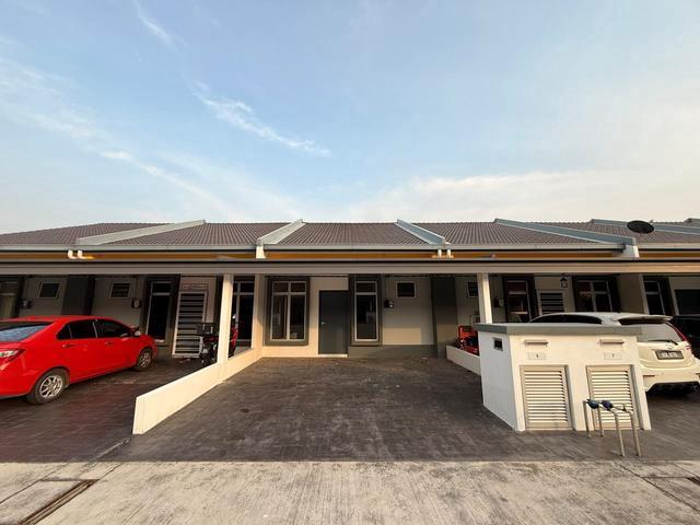 Terraced House for rent in Tanjong Sepat, Selangor