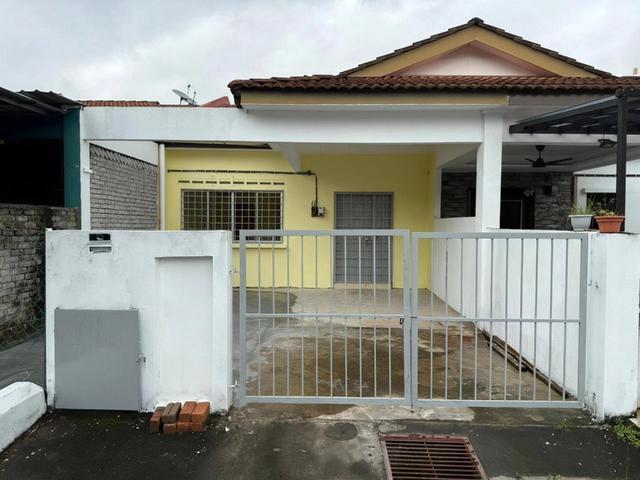 Terraced House for sale in Banting, Selangor