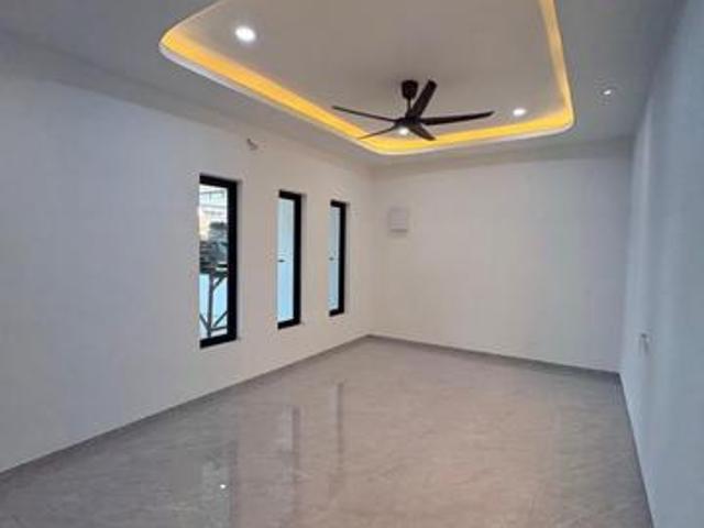 Terraced House for sale in Wellesley, Penang
