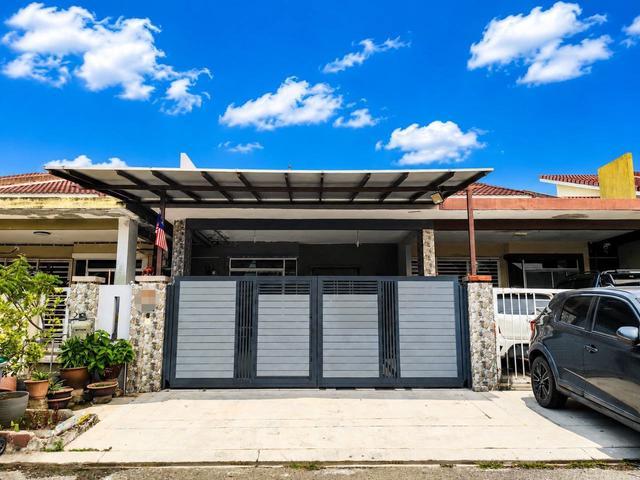 Terraced House for sale in Sendayan Village, Negeri Sembilan