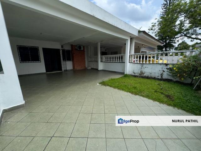 House for sale in Petaling, Damansara Damai