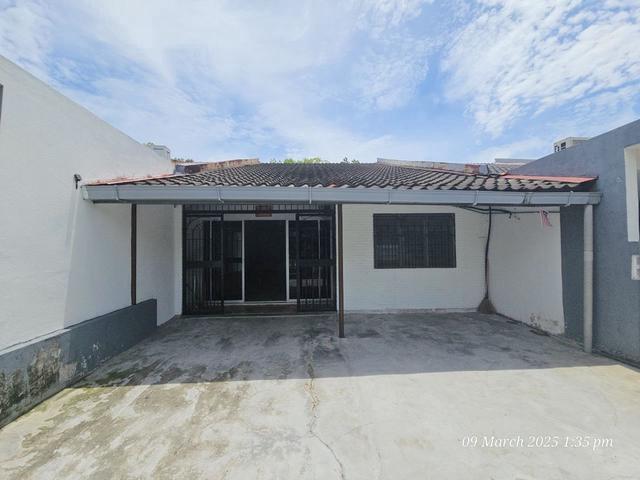 Terraced House for sale in Petaling, Damansara Damai
