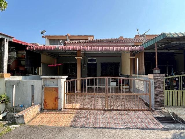 Terraced House for sale in Sepang, Tanjong Sepat