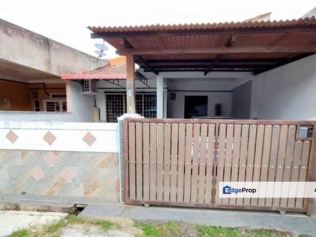 House for sale in Durian Tunggal, Malaka