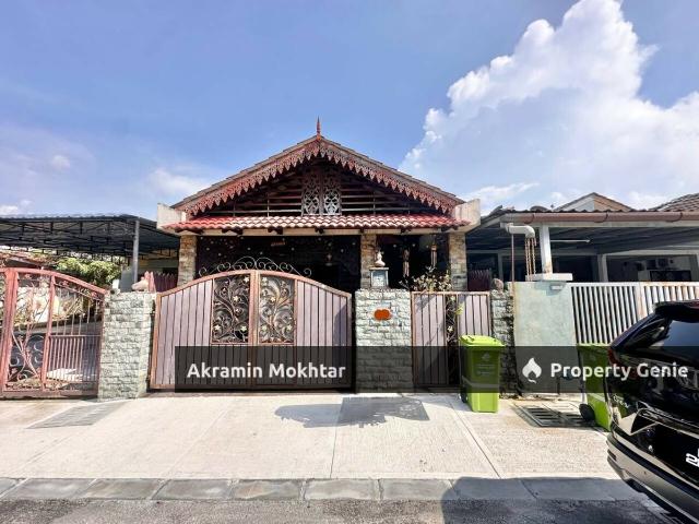 Terraced House for sale in Country Heights Damansara, Kuala Lumpur