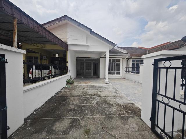 Terraced House for sale in Nilai, Negeri Sembilan