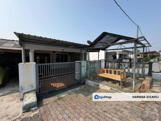 House for sale in Sendayan Village, Negeri Sembilan