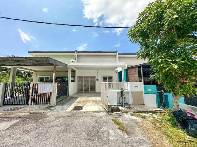 Terraced House for sale in Tanjong Sepat, Selangor