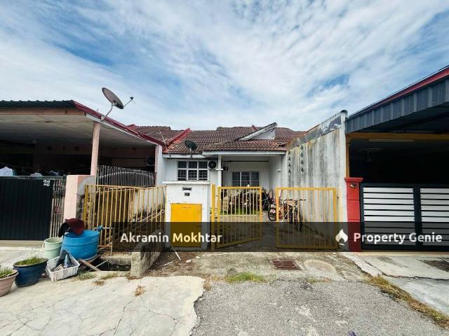 Terraced House for sale in Kuala Selangor, Selangor