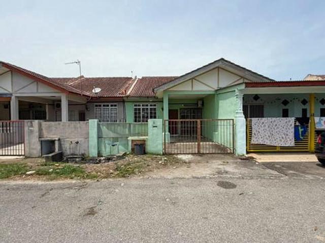 Terraced House for sale in Sepang, Tanjong Sepat