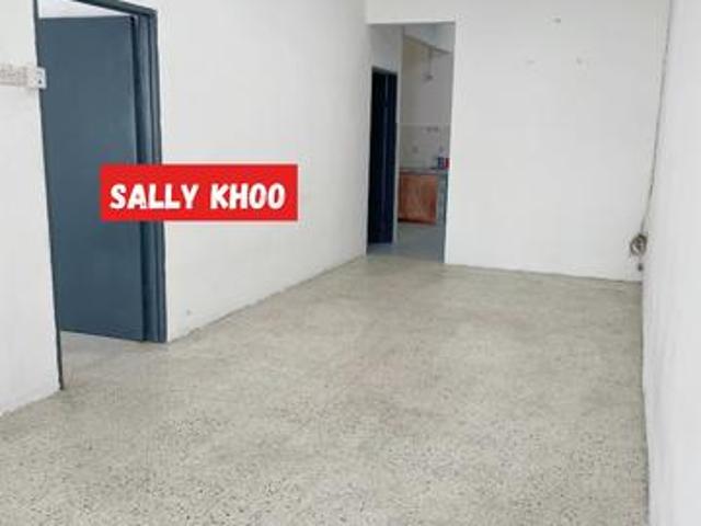 Terraced House for rent in Georgetown, Penang