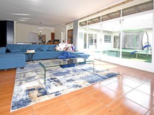 Townhouse for sale in Alexandra, Gauteng