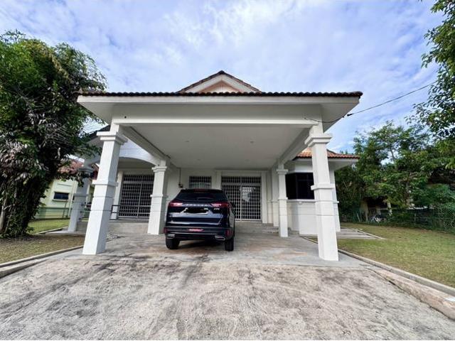 Bungalow for sale in Kuala Muda, Kedah