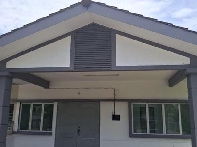 Residential House for sale in Perak, Behrang Stesen