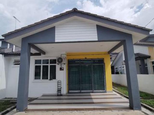 Residential House for sale in Kluang, Johor