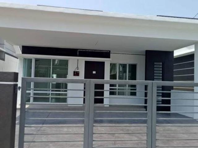 Bungalow for rent in Wellesley, Penang