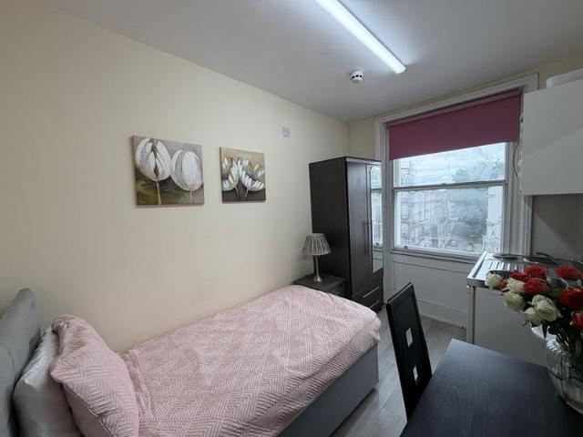 Studio for rent in South Kensington, Greater London