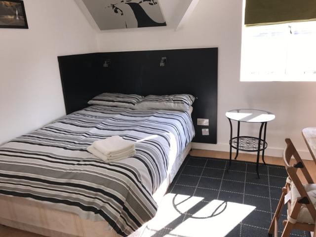 Studio for rent in West Hampstead, Greater London